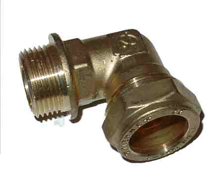 Puserrusliitin 90� 22 x 3/4" UK.